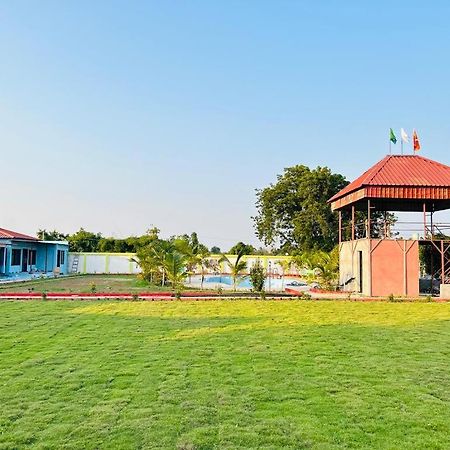 Vrundavan Home Stay And Village Resort Kevadia Kültér fotó