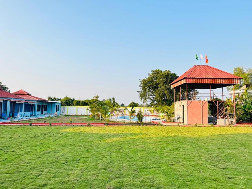 Vrundavan Home Stay And Village Resort Kevadia Kültér fotó
