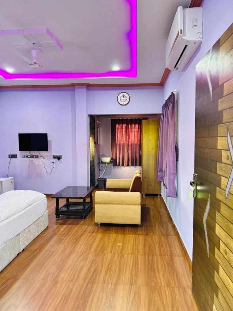 Vrundavan Home Stay And Village Resort Kevadia Kültér fotó